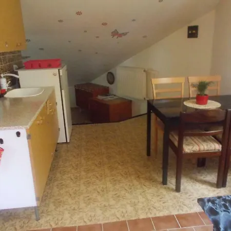 Homestay Pod Rozhlednou Sloup (Liberec)